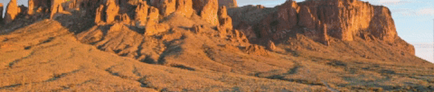 Bjerglandskab skifter årstid.